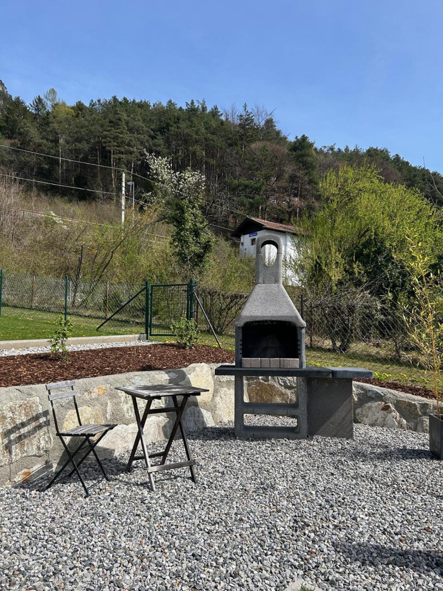 Wohnung Mit Garten Und Panoramablick In Innsbruck Exterior photo